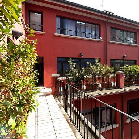 Oasi Village Hotel Milan Exterior photo
