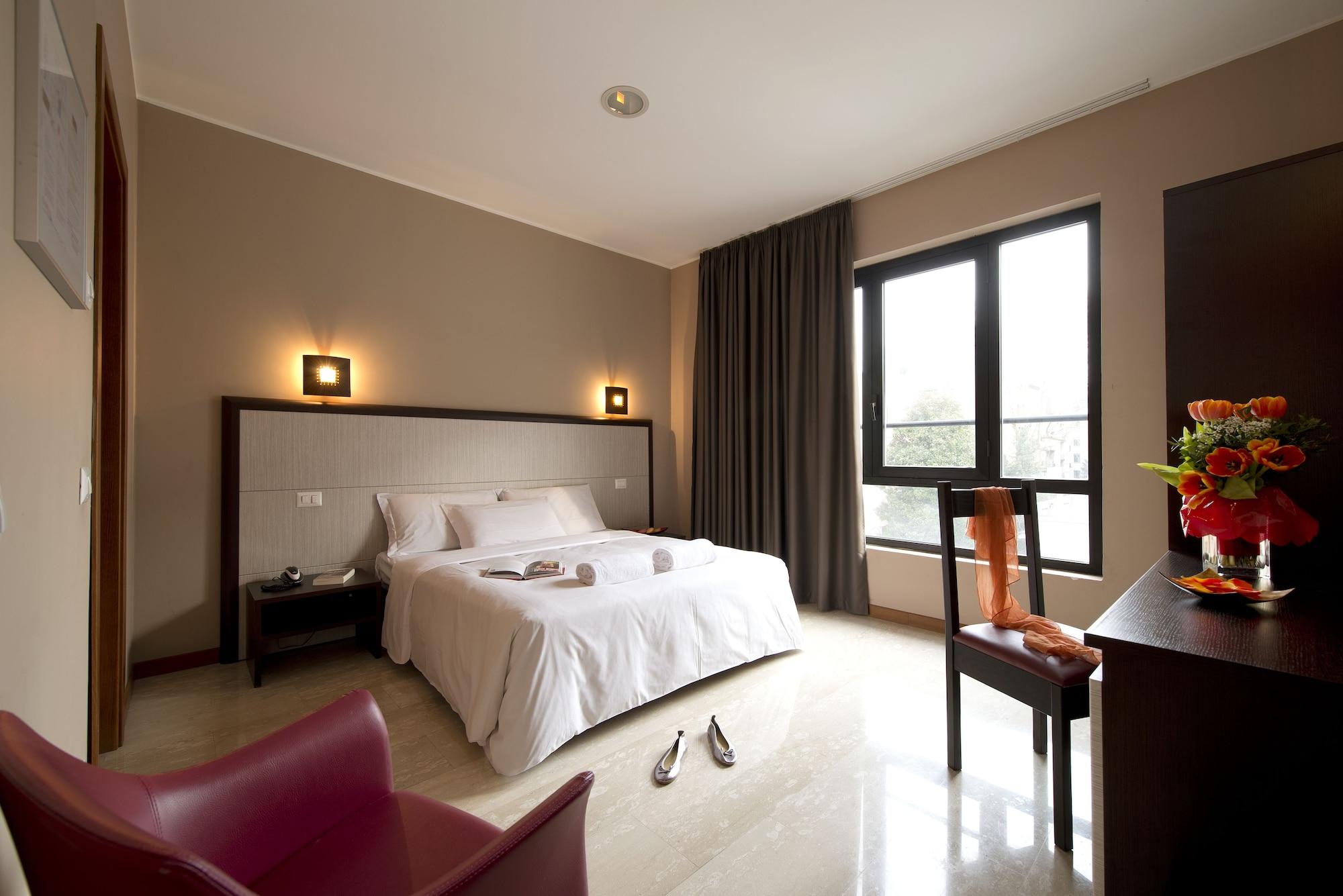 Oasi Village Hotel Milan Exterior photo