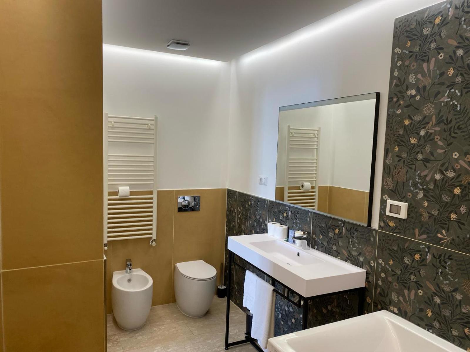 Oasi Village Hotel Milan Exterior photo